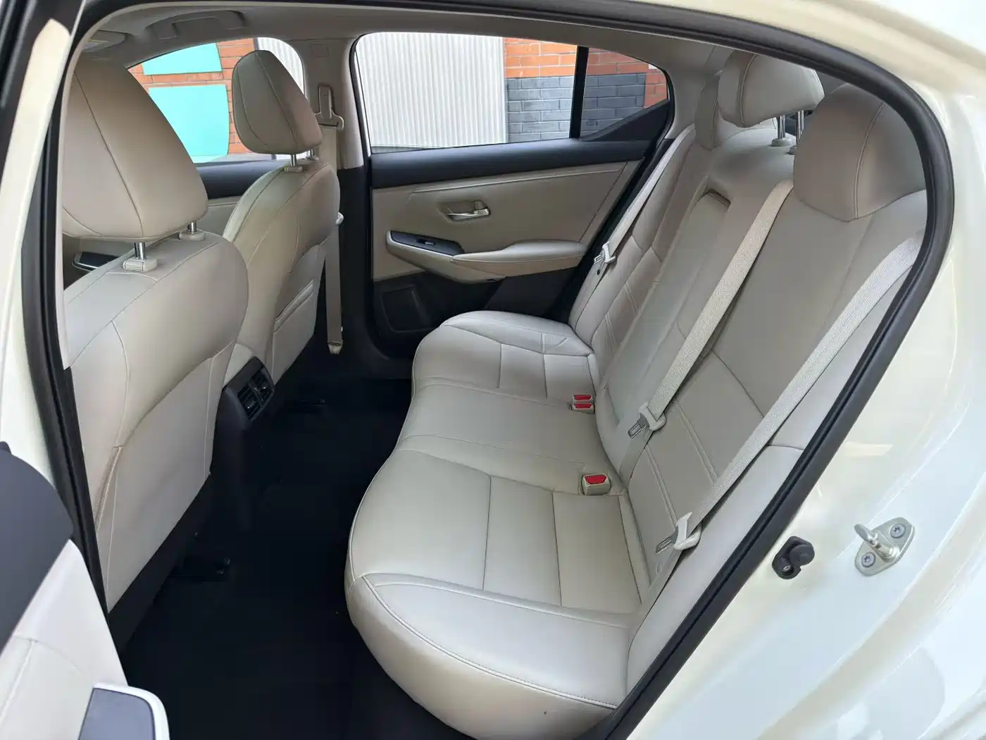 Nissan SYLPHY, миниатюра 5