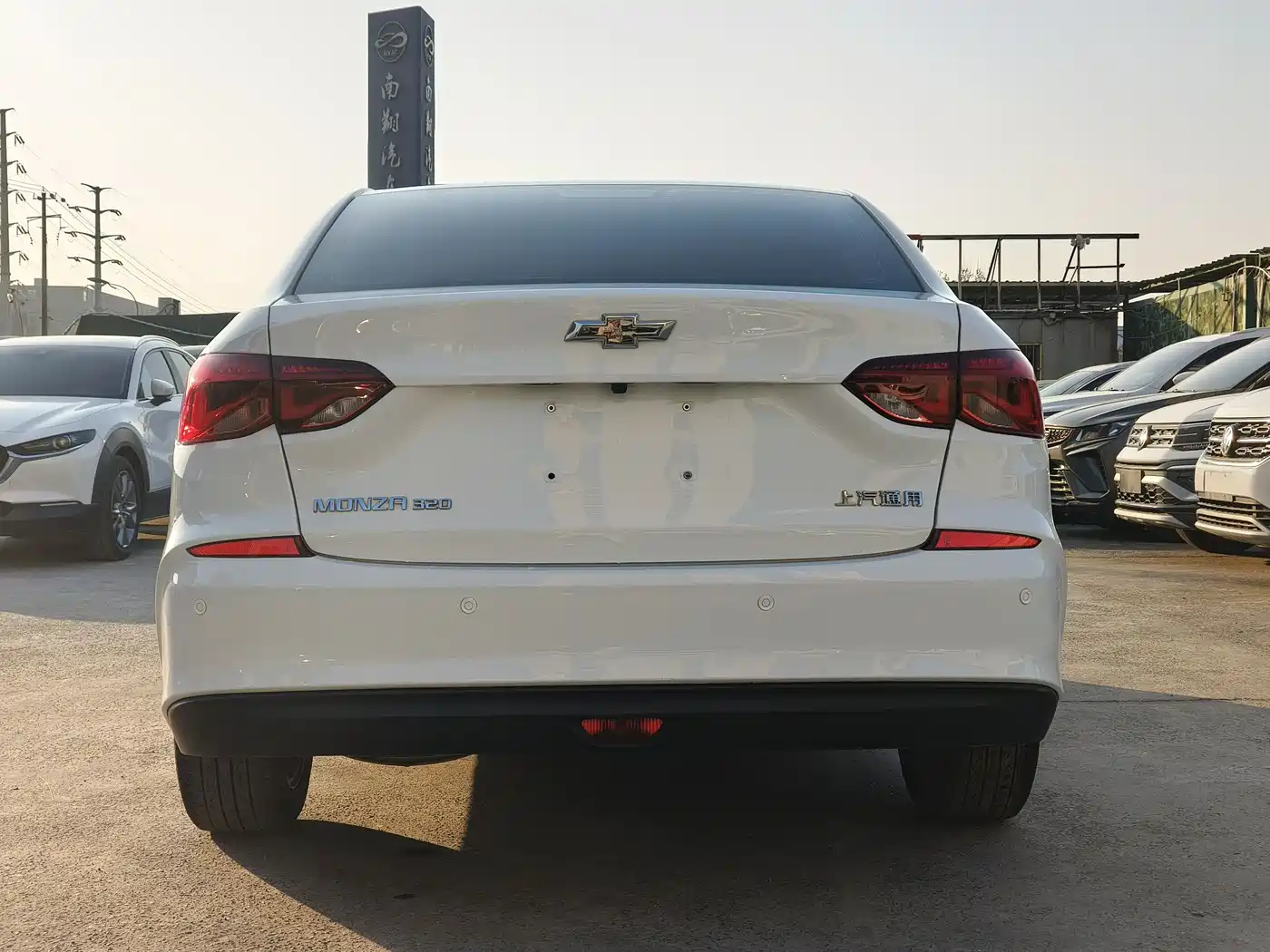 CHEVROLET CRUZE