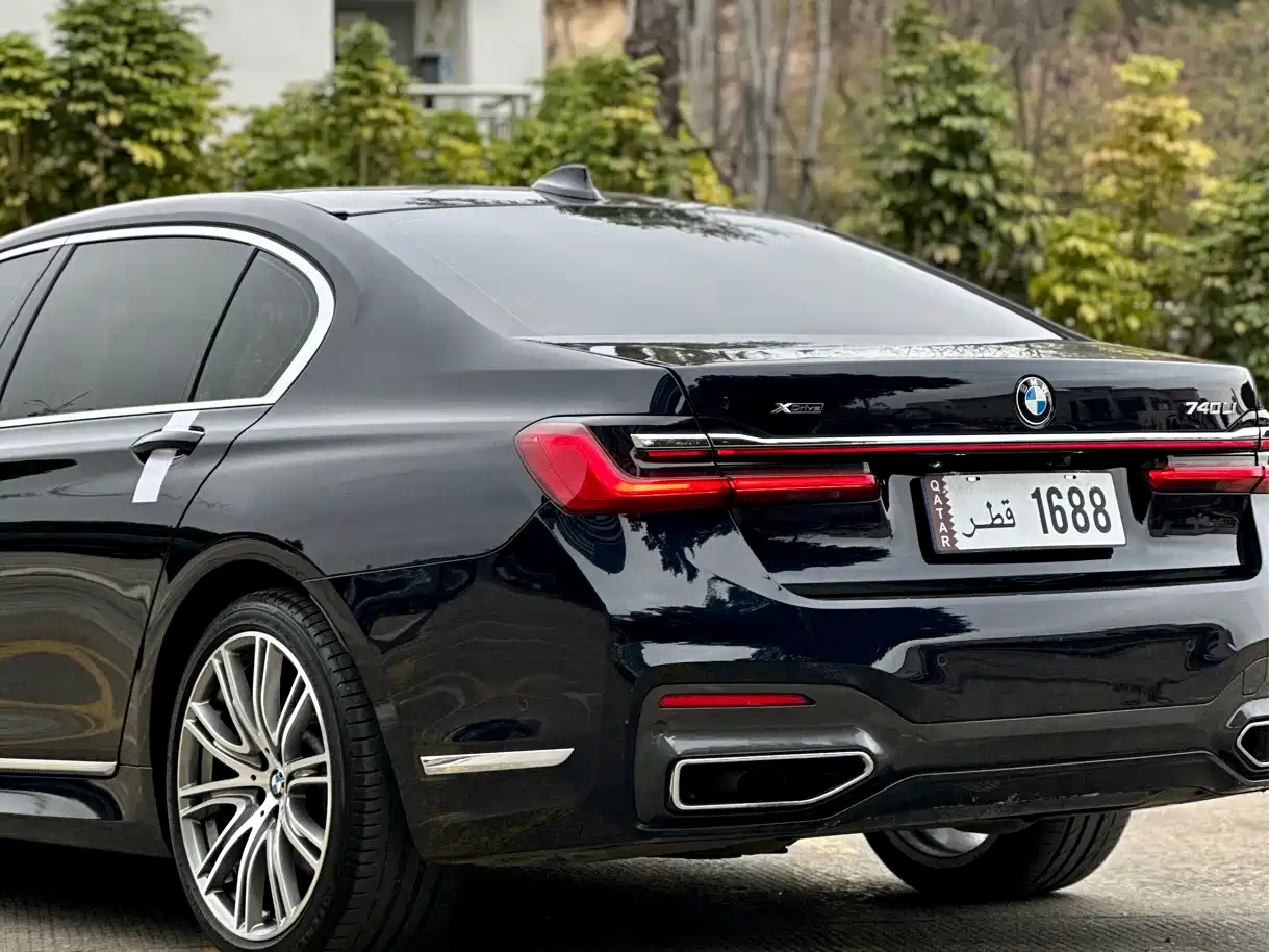 BMW 7 Series 2021 Model 740Li xDrive Executive Luxury Package фото 8
