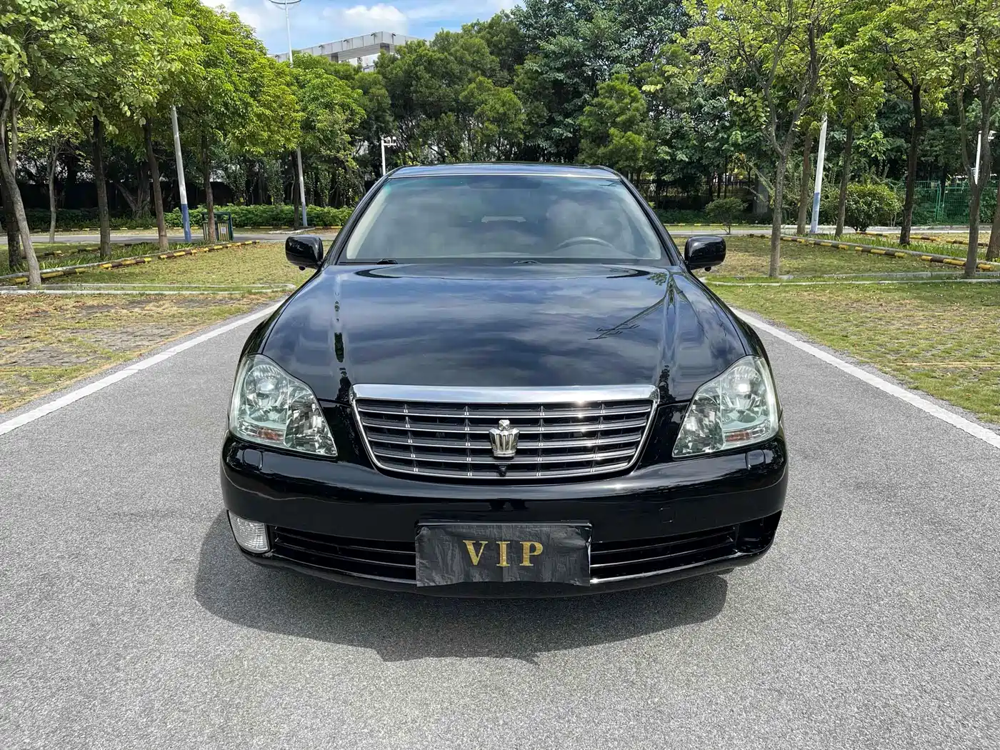 Toyota Crown 2009 2.5L Royal Special Navigation Edition фото 2