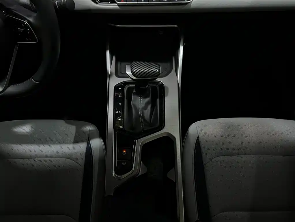 GEELY AUTOMOBILE EMGRAND