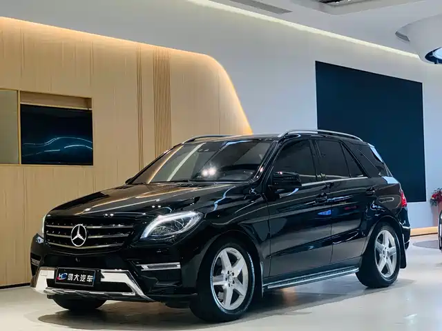  Mercedes-Benz Mercedes-Benz M-Class 2014 ML 400 4MATIC Luxury