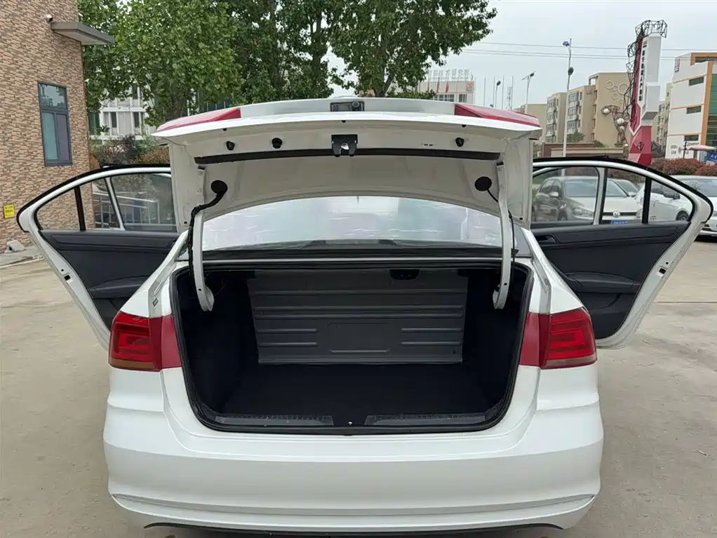 Volkswagen Santana 2019 1.5L Auto Trend Edition China VI фото 17
