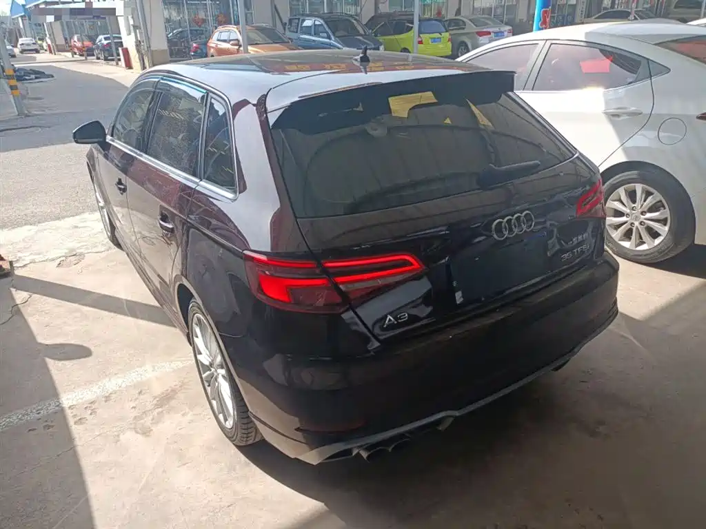 Audi A3 2018 30th Anniversary Sportback 35 TFSI Fashion фото 5