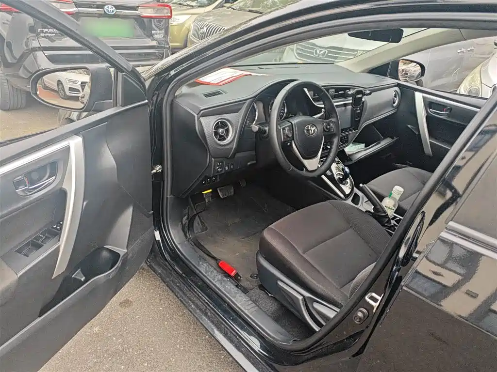 Toyota Levin Twin Engine E+ 2019 1.8PH V E-CVT Luxury Edition фото 12
