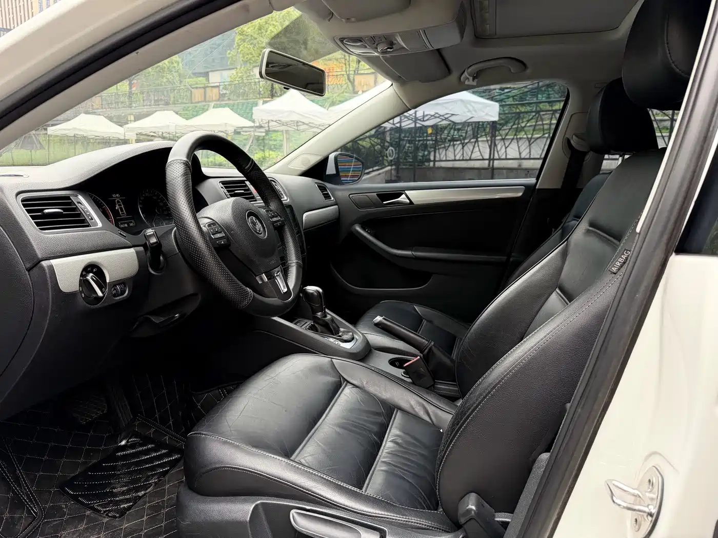 Volkswagen Sagitar 2013 1.4TSI BlueMotion фото 8