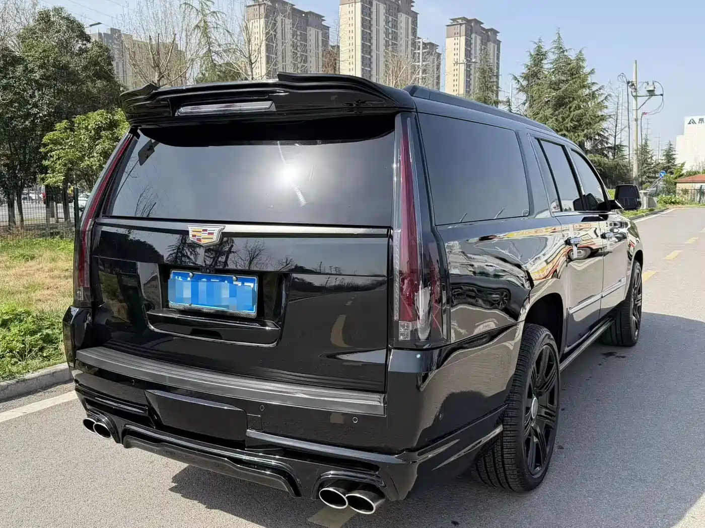Cadillac Escalade 2017 6.2L ESV Platinum Extended фото 15