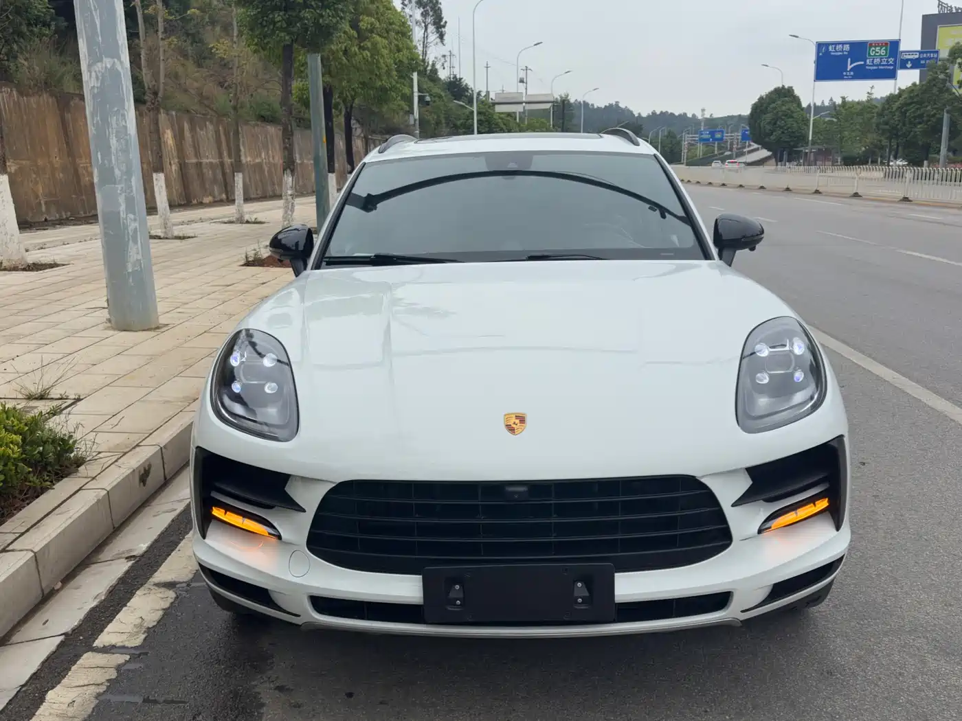 Porsche Macan 2022 Macan T 2.0T фото 2