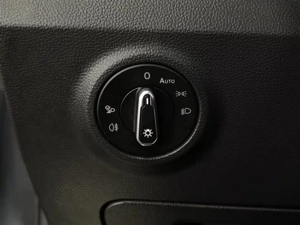 Volkswagen Tayron 2024 300TSI 2WD Luxury Plus Advanced фото 21