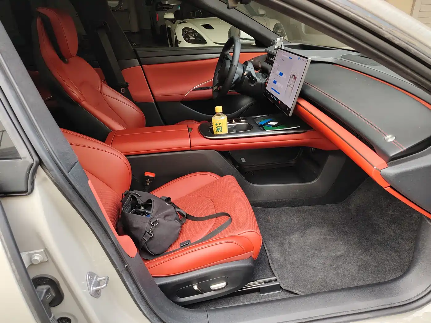 XIAOMI CAR XIAOMI SU7