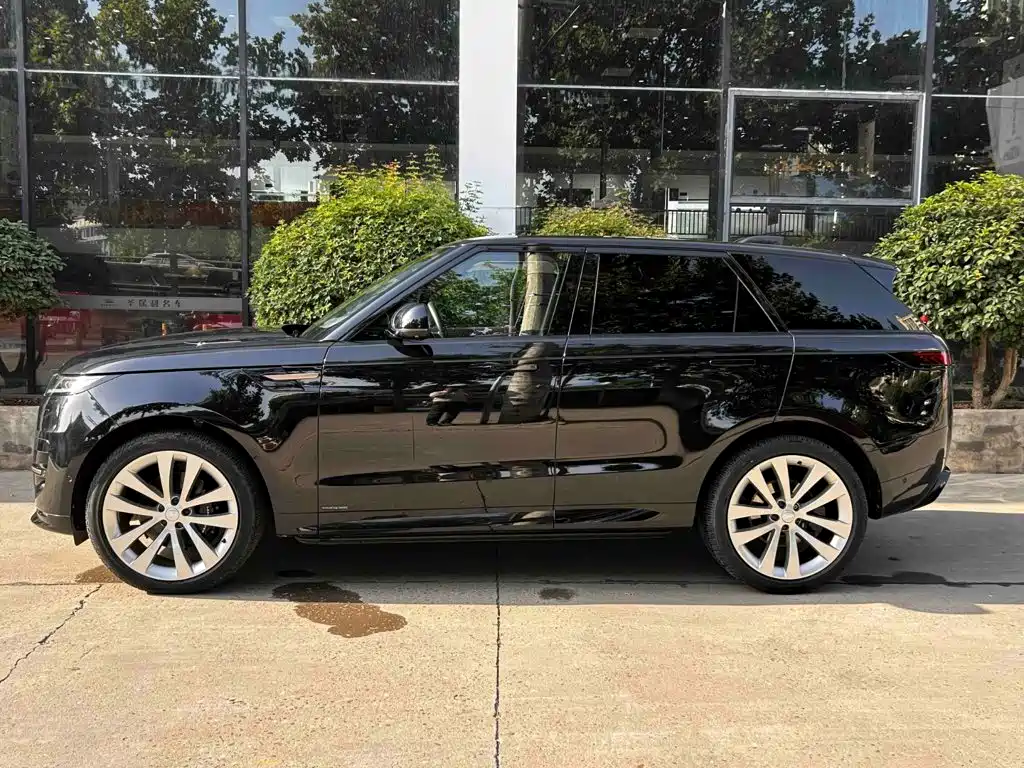 Фото 2 - Land Rover Range Rover Sport