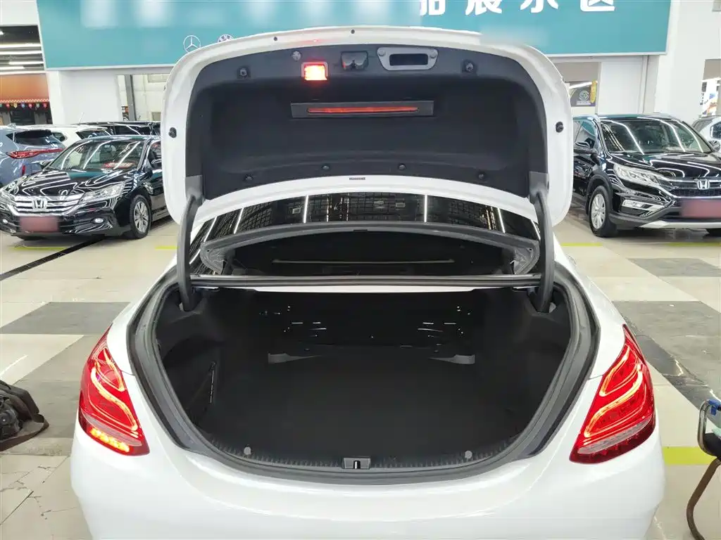 Mercedes-Benz C-Class 2018 C 200 L Sport Edition фото 19