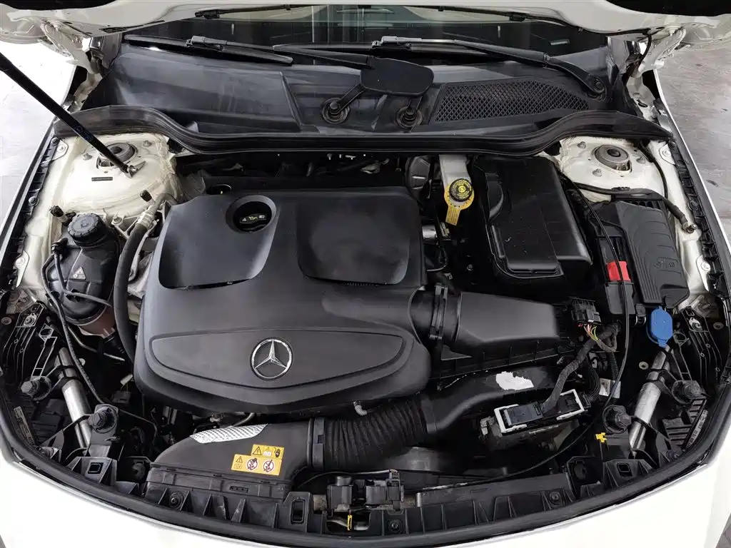 Mercedes-Benz CLA (Import) 2016 Facelift CLA 260 4MATIC фото 6