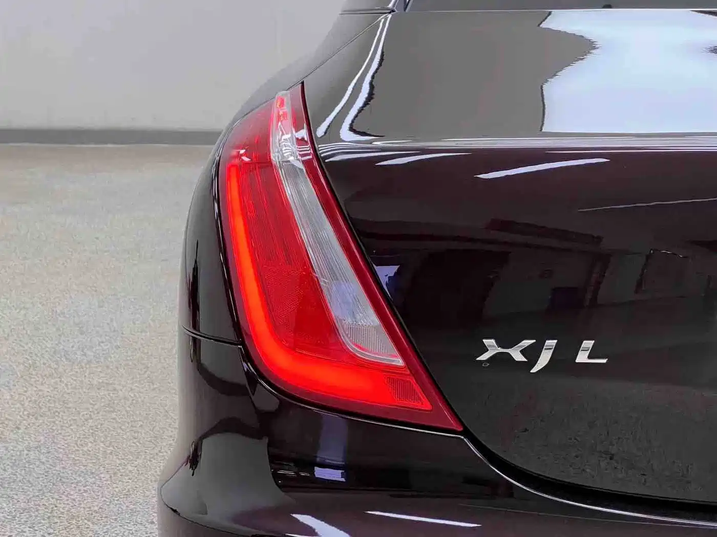 Jaguar XJ 2016 2016 XJL 2.0T 2WD Elegance Business Edition