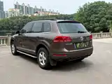 Фото 6 - Volkswagen Touareg