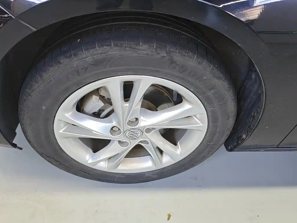 Фото 23 - Buick Regal
