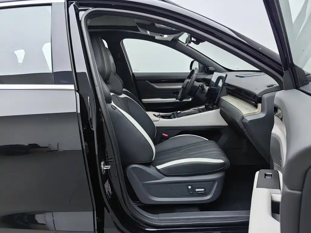 Jetour Shanhai L6 2025 2024 1.5TD DHT ULTRA