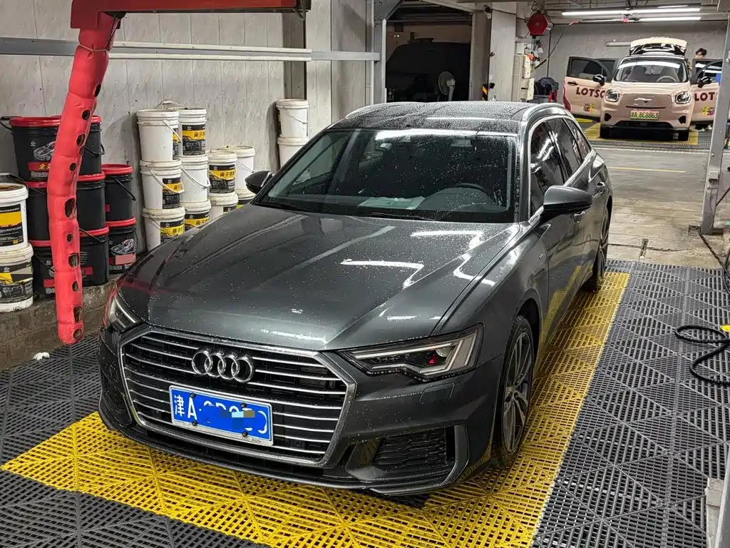 Фото 1 - Audi A6 (Import)