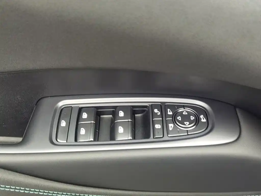 BYD Seal 06 New Energy 2025 2025 DM-i Smart Drive Edition 120KM Luxury