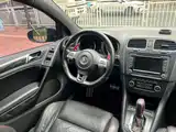 Photo 14 - Volkswagen Golf GTI