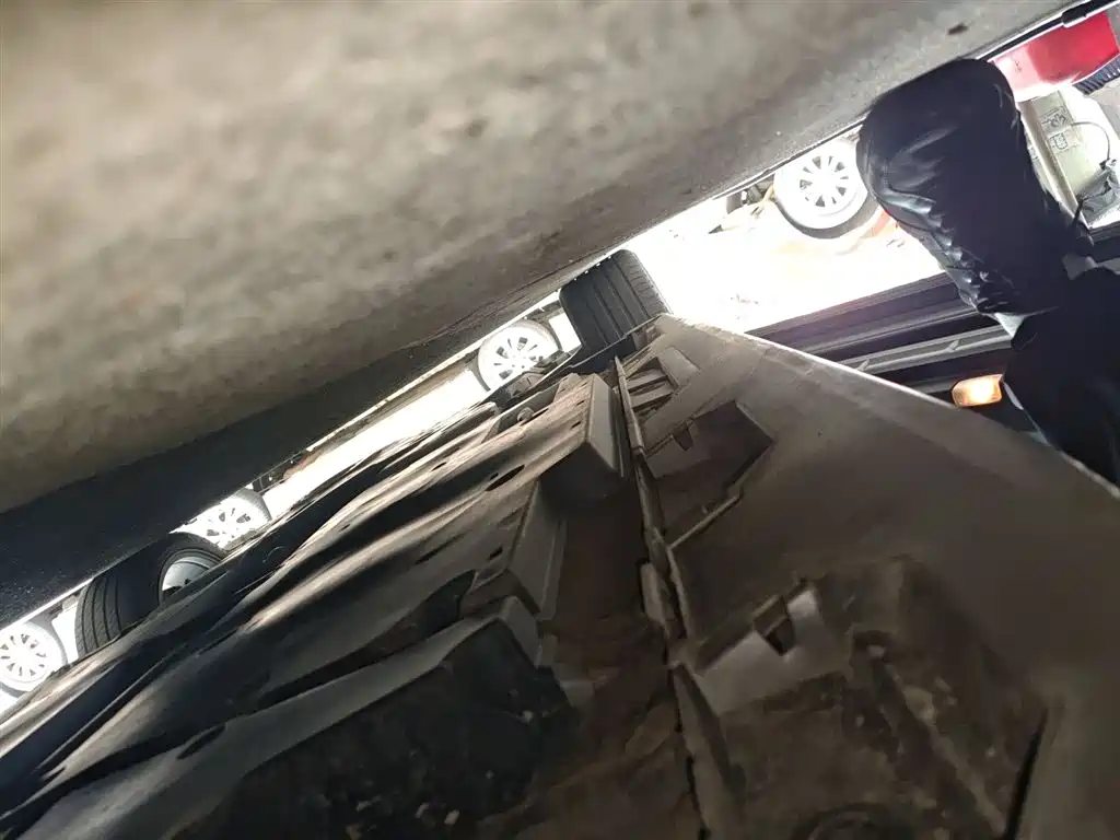 Toyota Camry 2021 2.5S Feng Shang Edition фото 22