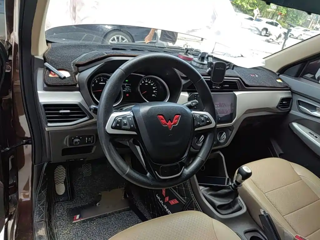 Wuling Motors Wuling Hongguang 2022 2021 1.5L Facelift S Comfort Electric Power Steering LAR