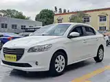Photo 1 - Peugeot 301