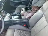 Фото 2 - Audi A8