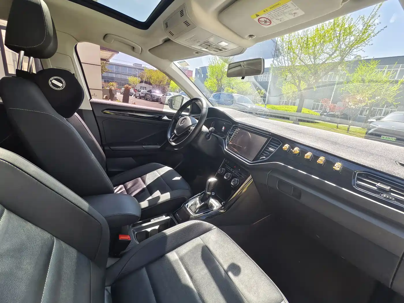 Volkswagen T-ROC 2022 280TSI DSG 2WD Comfort PLUS фото 23