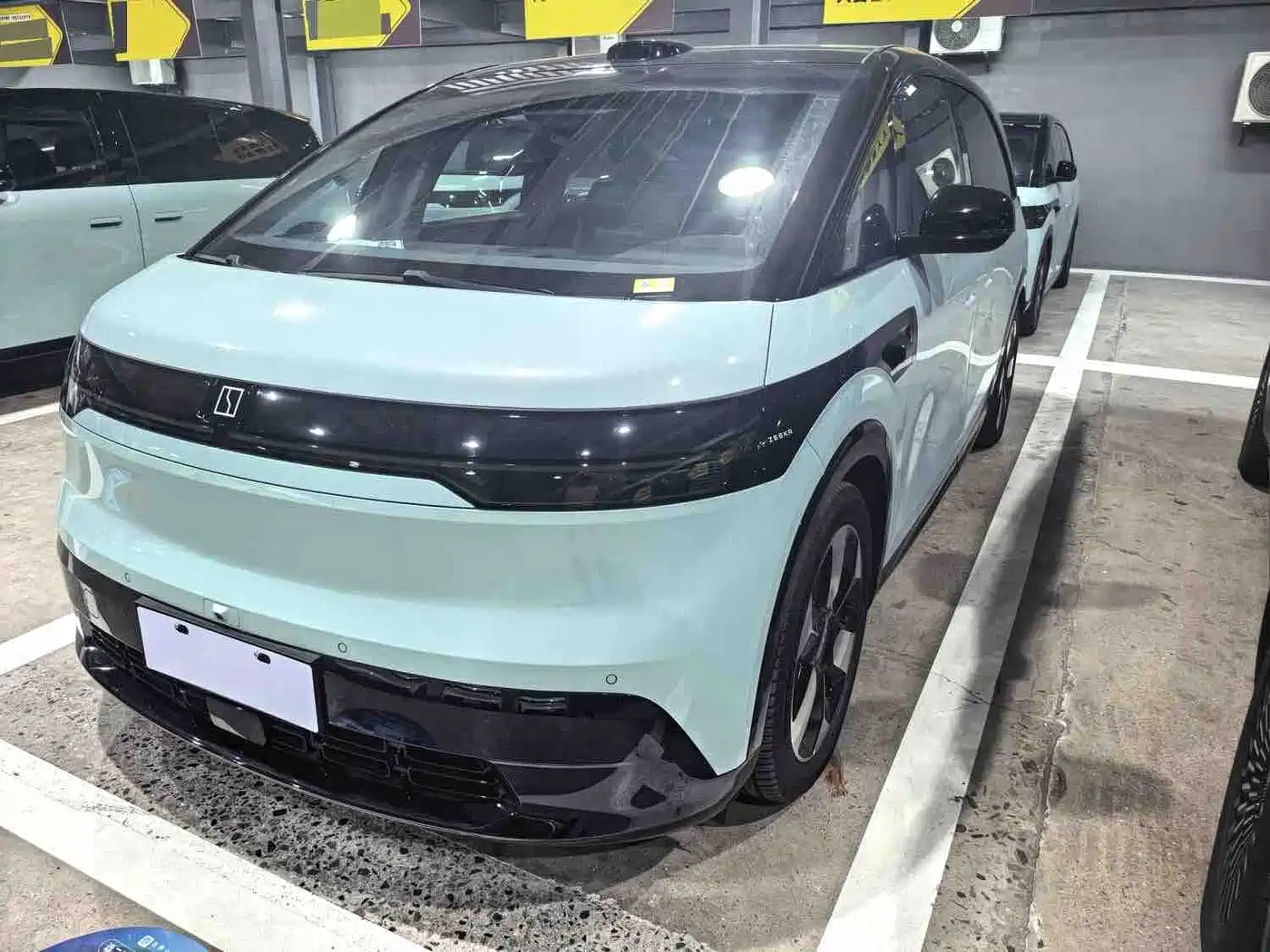ZEEKR MIX 2025 Smart Driving Edition