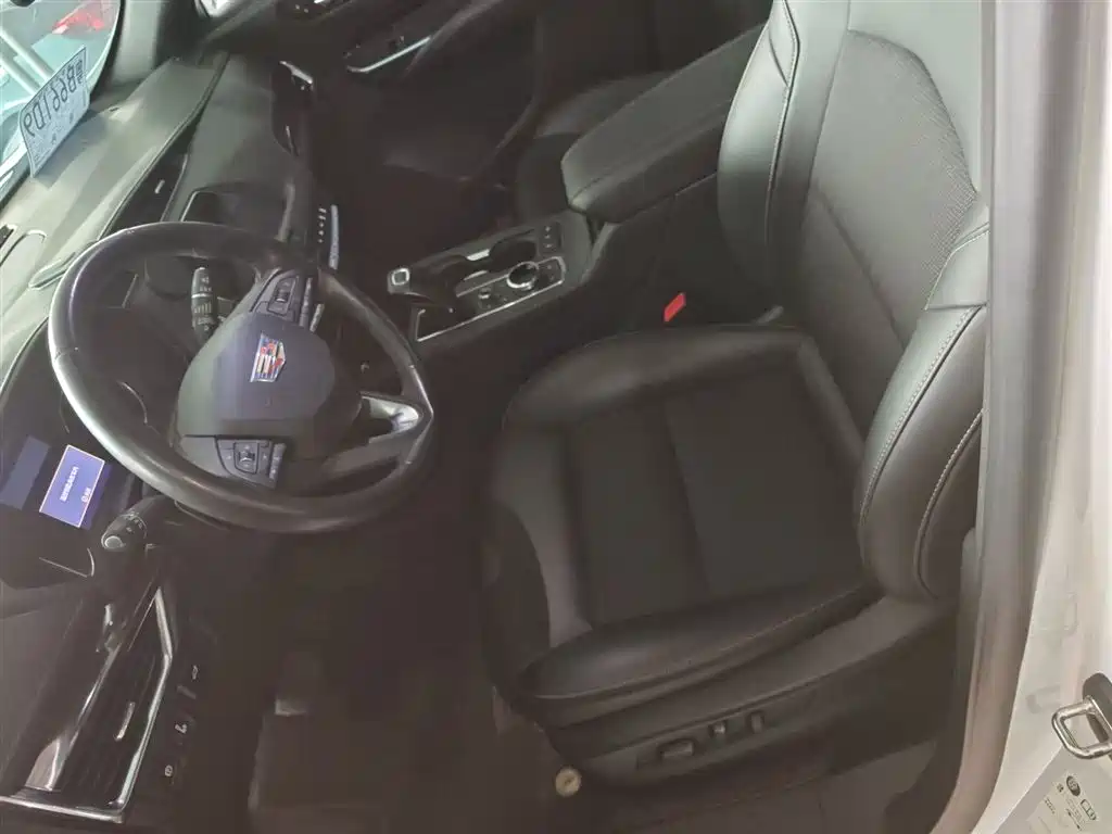 Cadillac XT4 2018 Model 28T 2WD Technology фото 7