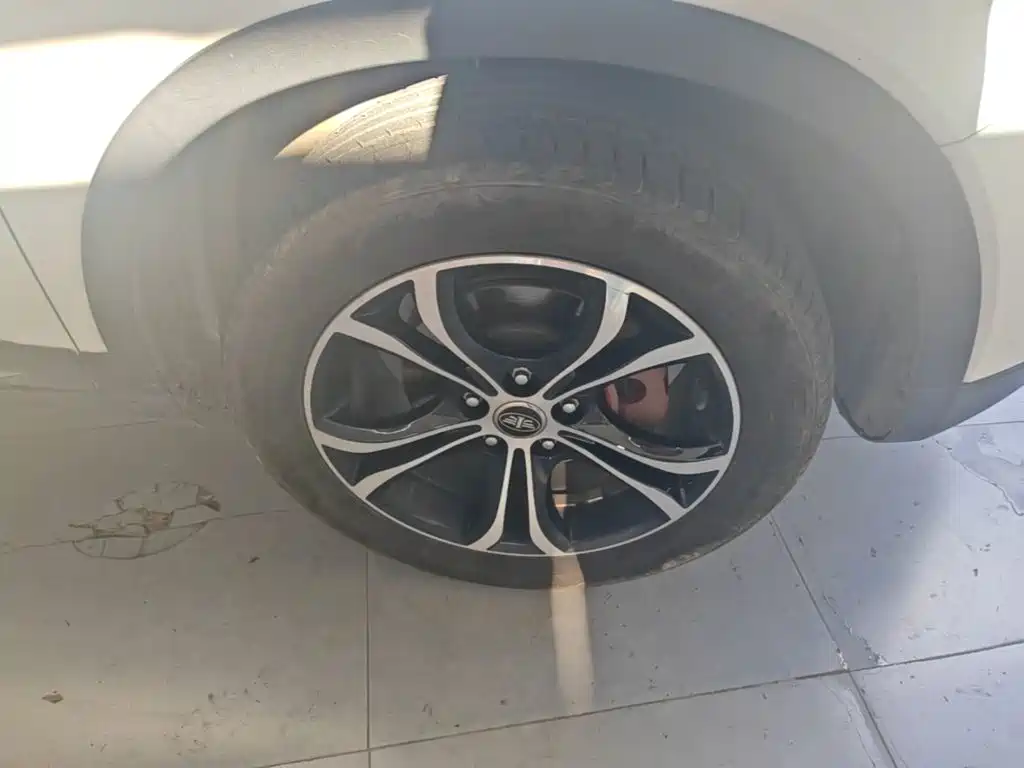 FAW Senya R7 2017 2017 Model 1.6L Automatic Smart