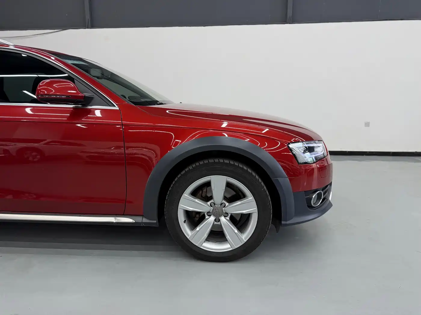 Audi A4 (Import) 2014 2014 40 TFSI allroad quattro plus