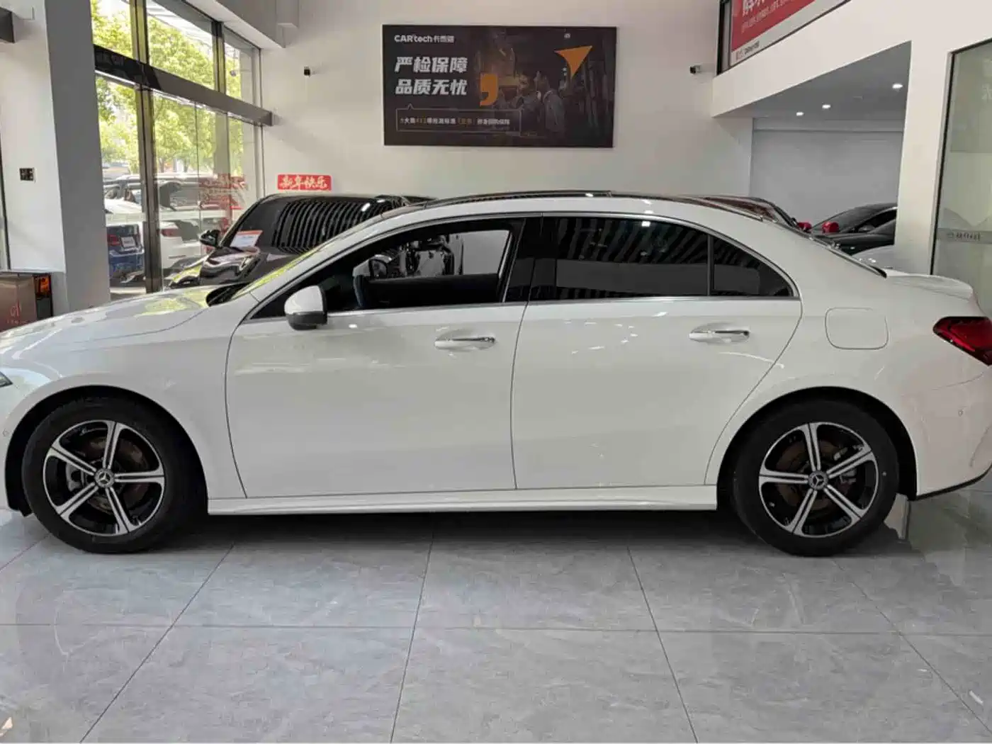 Mercedes-Benz A-Class 2024 A 200 L Fashion Edition фото 6