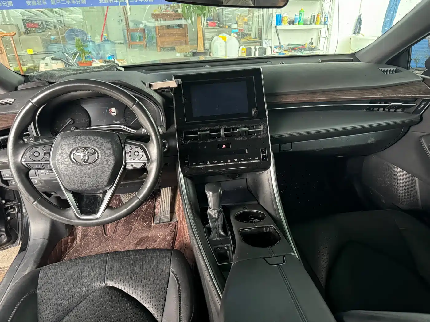Toyota Avalon 2023 2.0L Premium Selection 6