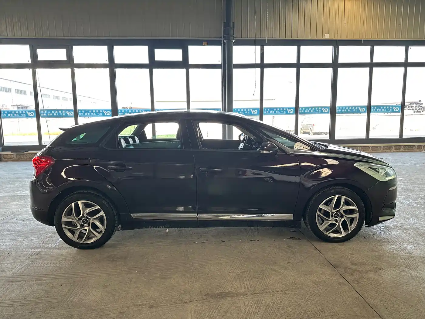DS 5 2015 2015 1.6T Elegance THP160