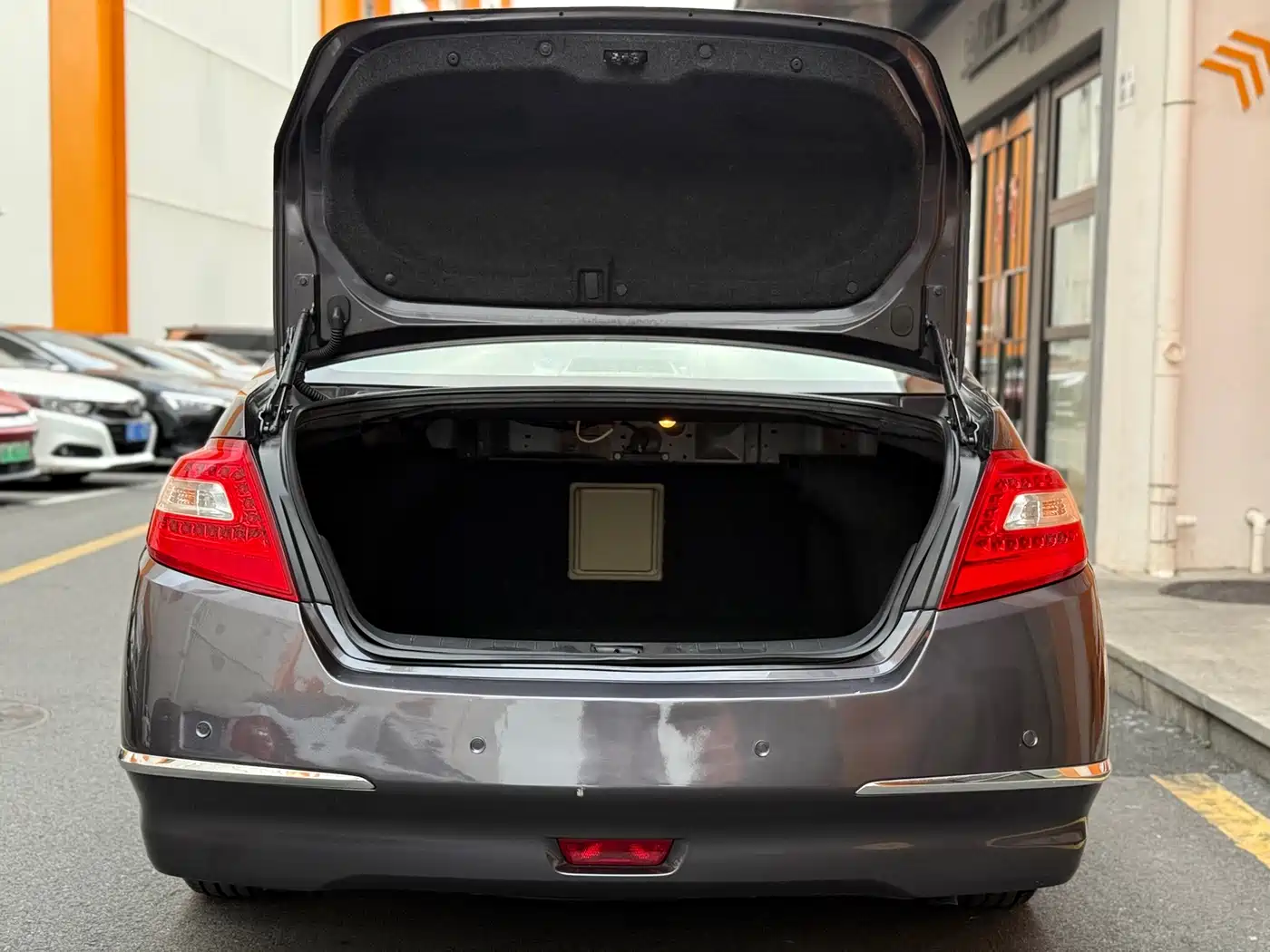 Nissan Teana 2009 2010 2.5L XL Anniversary Edition