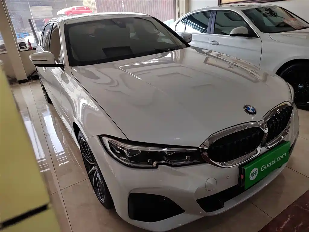 BMW 3 Series 2022 325Li M Sport Package фото 4