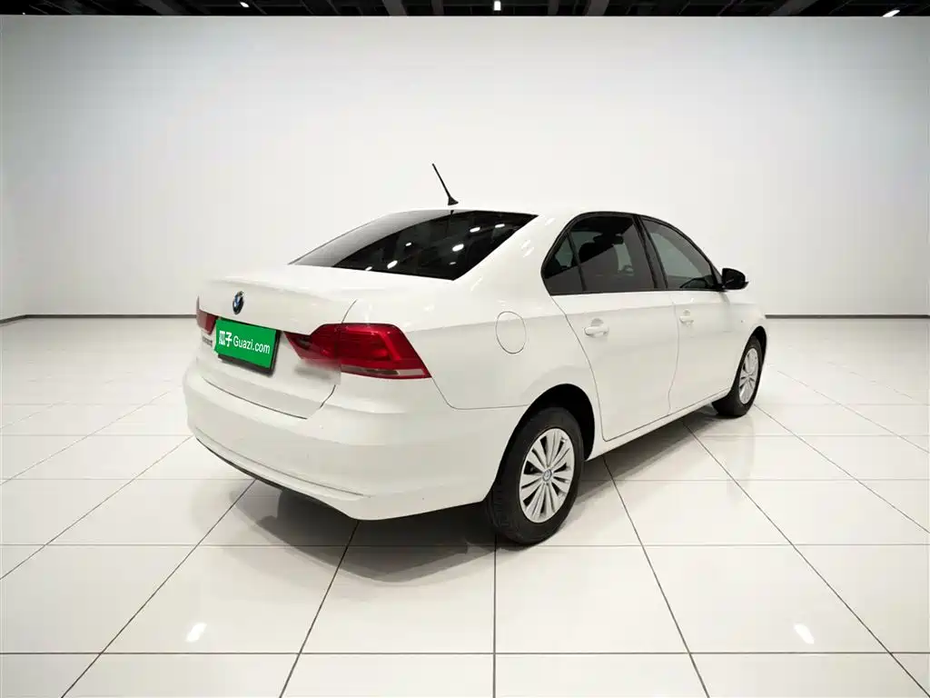 Volkswagen Santana 2018 1.5L Manual Trend Edition фото 7
