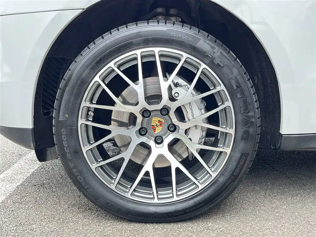 Porsche Macan 2017 Macan S 3.0T фото 9