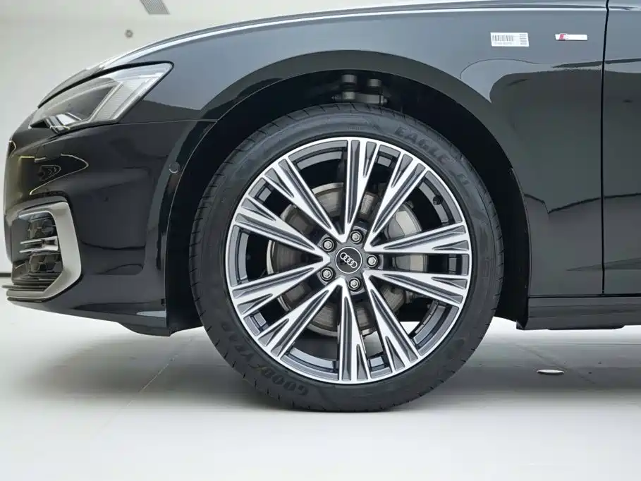 Audi A6L 2026 2026 Model Year 45 TFSI quattro Premium Dynamic