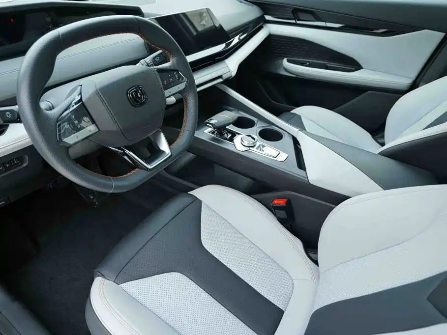 Changan UNI-V iDD 2024 2024 Blue Whale Smart iDD 136km Smart Cool