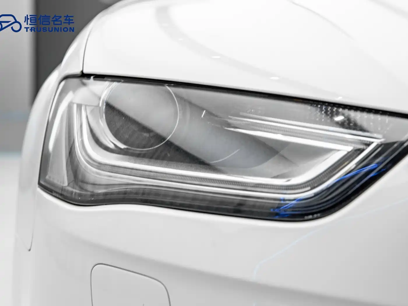 Audi A4L 2013 35 TFSI Automatic Standard фото 10