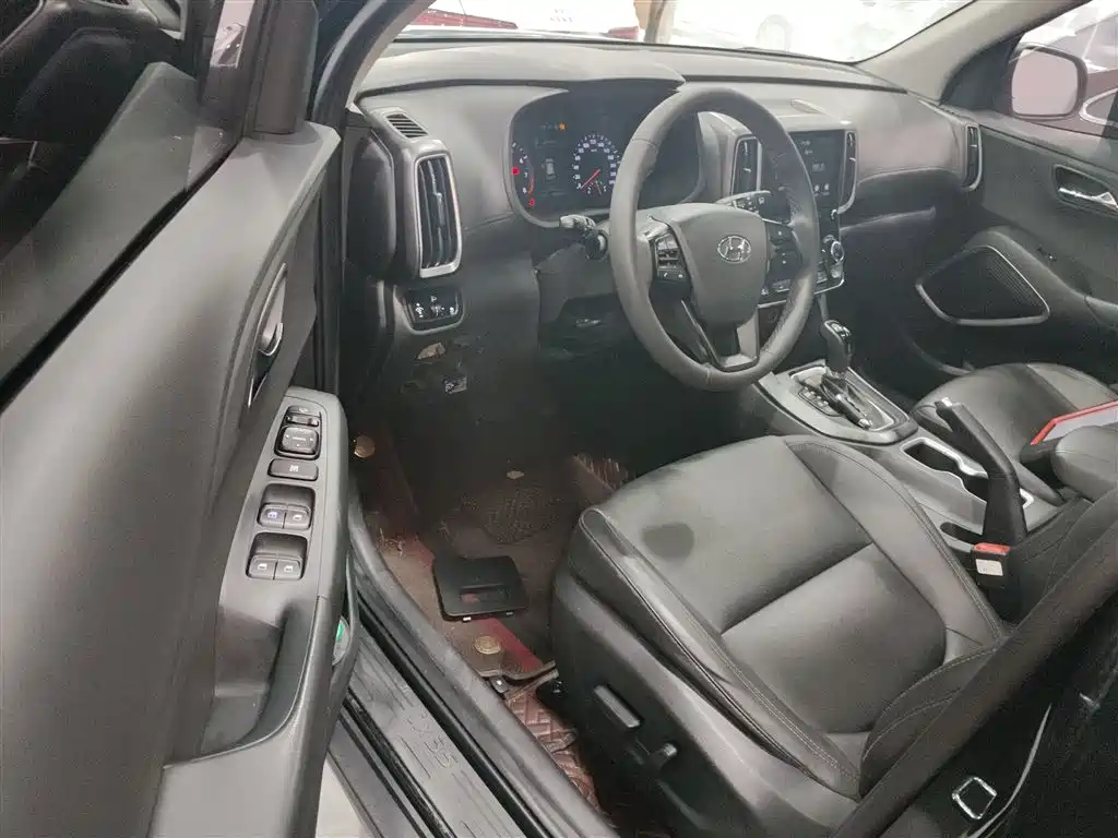 Hyundai Beijing Hyundai ix35 2019 2.0L Automatic 2WD Zhiyong·Smooth Enjoy China VI фото 12