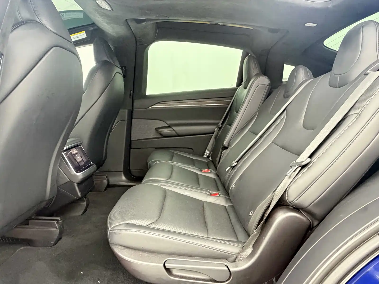 Фото 5 - Tesla Model X