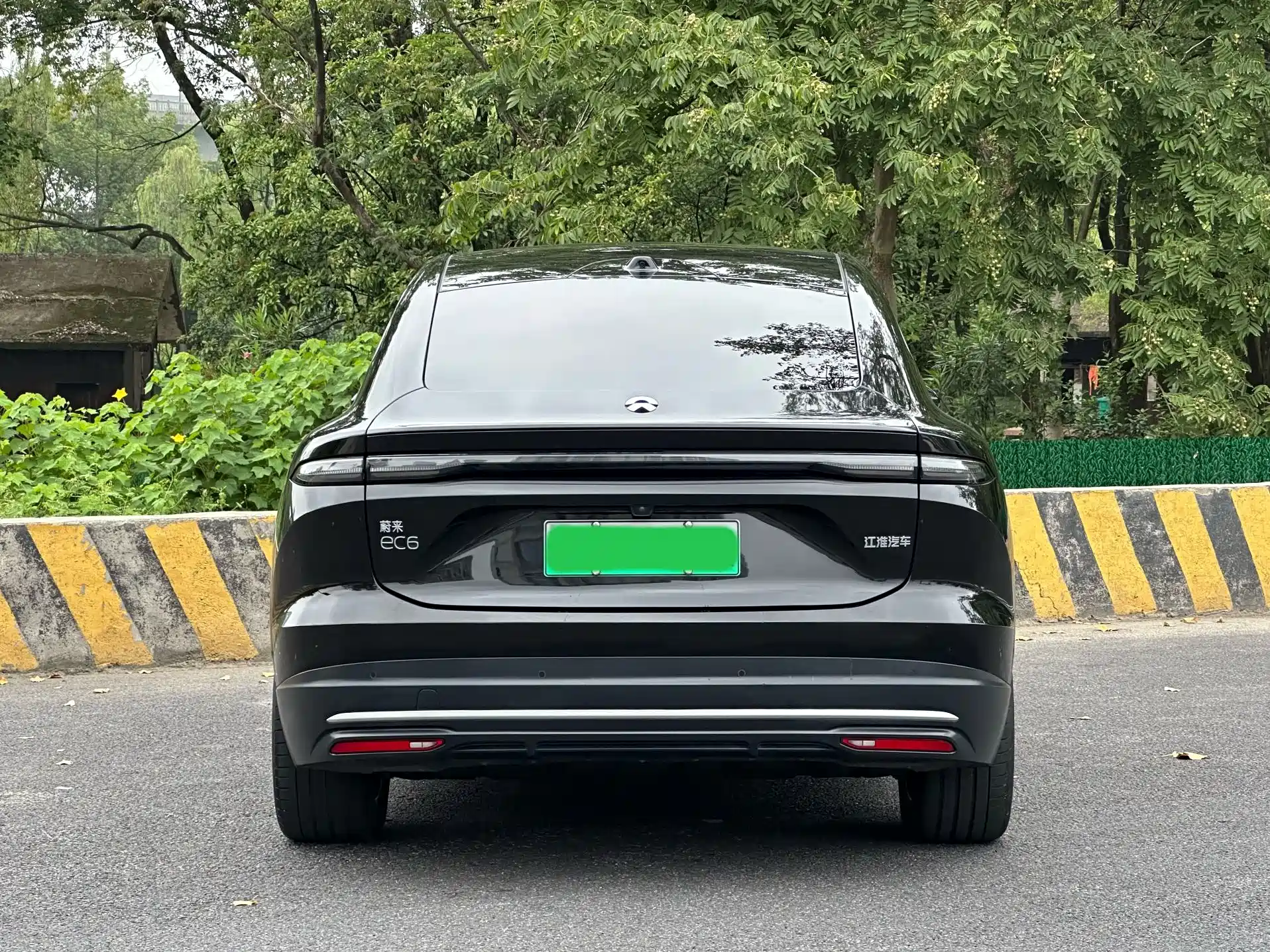 Фото 6 - NIO EC6
