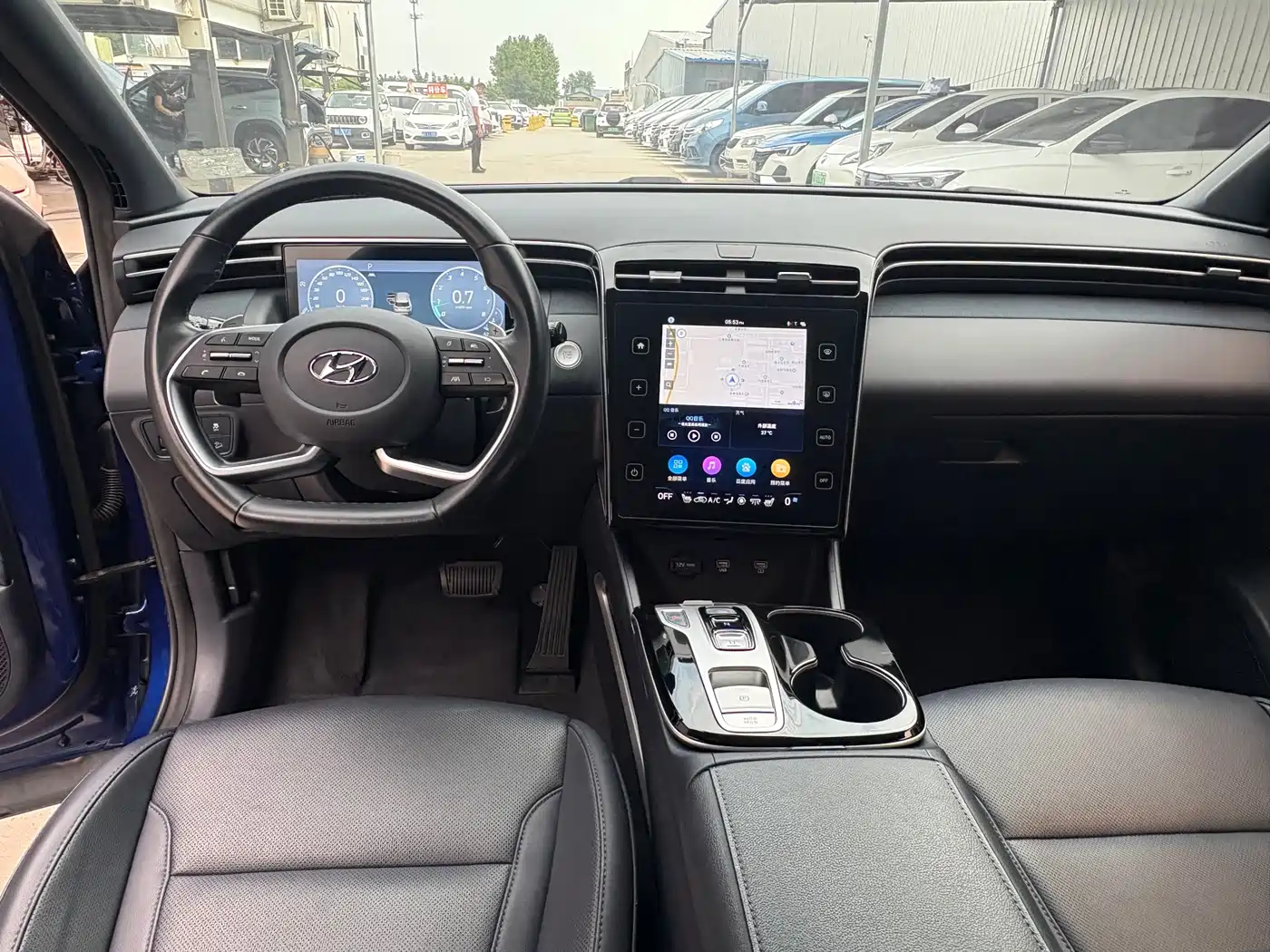Hyundai Tucson 2021 Tucson L 1.5T DCT LUX Premium фото 10