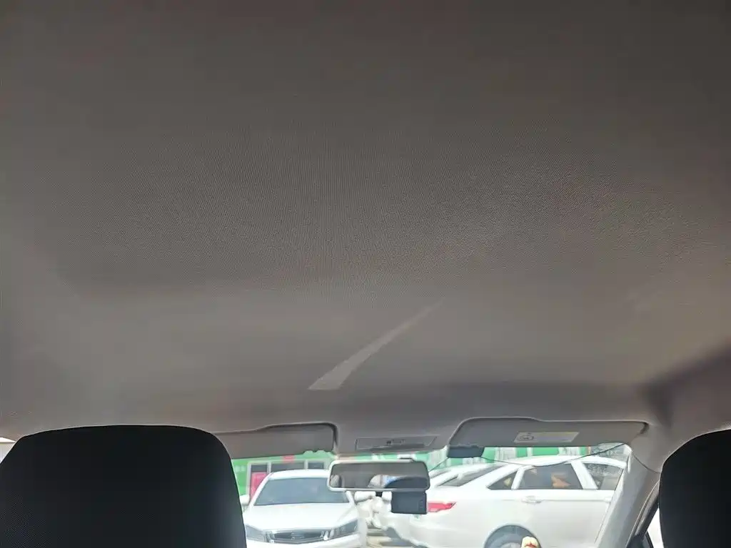 Volkswagen Santana 2016 1.6L Manual Trend Edition фото 18