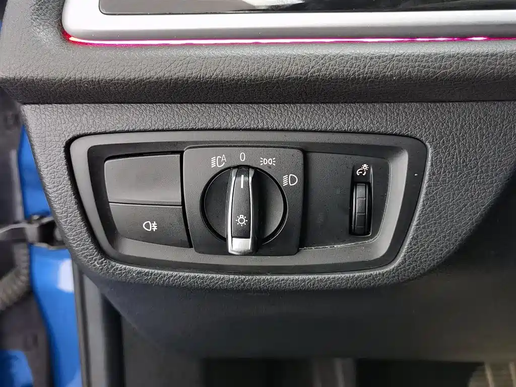 BMW 1 Series 2020 Model 120i M Sport Package фото 21