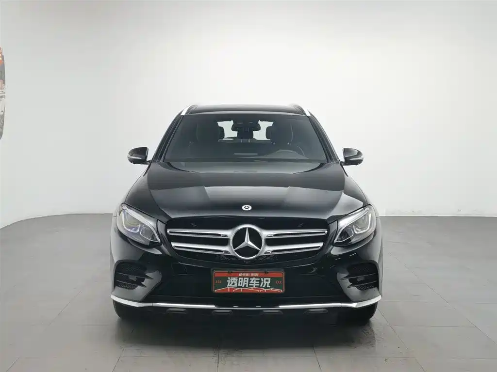 Mercedes-Benz GLC 2018 Facelift GLC 260 4MATIC Luxury фото 3